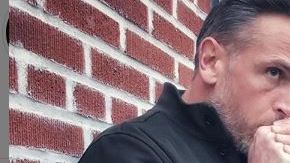 Clint Hayslett se encuentra abriéndose paso en el mundo del modelaje.