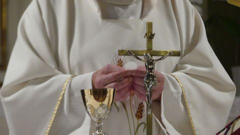 Sacerdote.