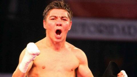 El pugilista fue atacado por usuarios de Twitter tras publicar su mensaje.