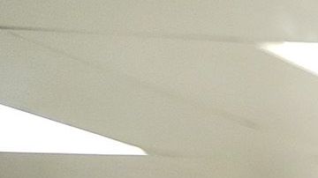 Estilistas urgen a que los dejen trabajar.(Photo by Aurelia Ventura/La Opinion)