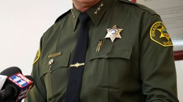 10/23/18 / LOS ANGELES/ Undersheriff Don Barnes joined Mario Cuevas, Head Consul of Mexico in Orange County, during a press conference in Orange County, to unveil a new release public service announcement to remind residents that local law enforcement does not enforce immigration laws while on patrol. (Aurelia Ventura/La Opinion)