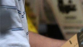 Amazon quiere contratar 100,000 trabajadores más para sus almacenes en Estados Unidos.