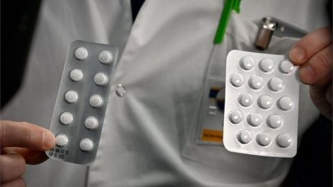 La hidroxicloroquina es un fármaco de bajo costo que ha sido usado durante décadas para el tratamiento de enfermedades como la malaria.