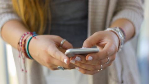 Desde antes de la pandemia, circulaban teorías falsas sobre el efecto del 5G en la salud.