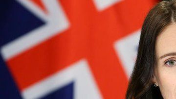 La primera ministra anunció la restricción más estricta a los movimientos en Nueva Zelanda.