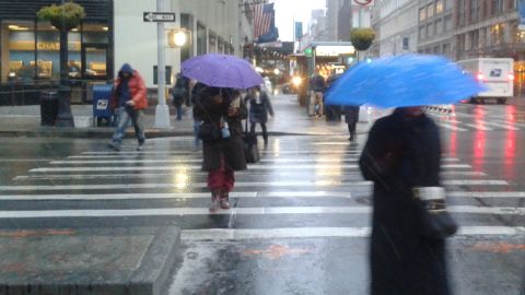 Lluvia fría en Manhattan.