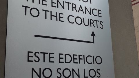 Error ortográfico en tribunal de Brooklyn (NYC).