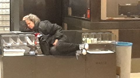 Opción para adultos pobres y desamparados