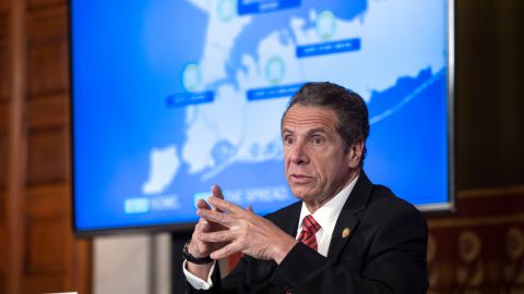 El Gobernador de NY Andrew Cuomo  en conferencia sobre el COVID-19