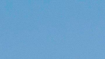 Miles de personas visitaron las playas del Orange County en California.