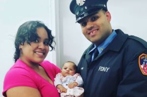 Bombero hispano pierde a su hija de apenas cinco meses por el coronavirus en NYC