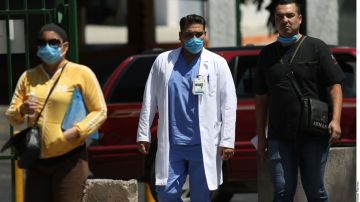 El gobierno mexicano estima 8,000 muertes por coronavirus durante la pandemia.