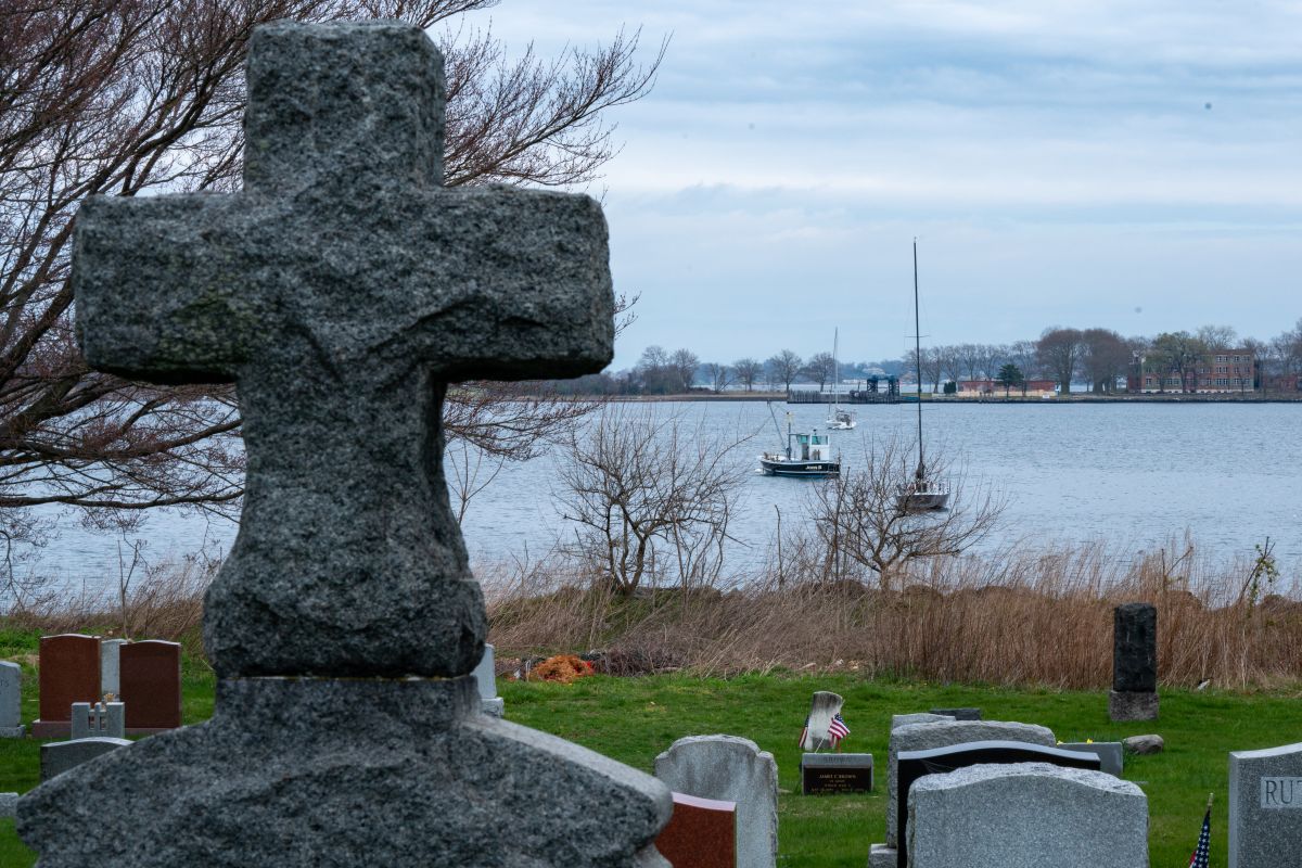 En Hart Island se enterraron a fallecidos por COVID-19 en Nueva York.