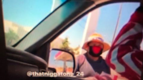 Vendedor ambulante fue agredido en Los Ángeles.