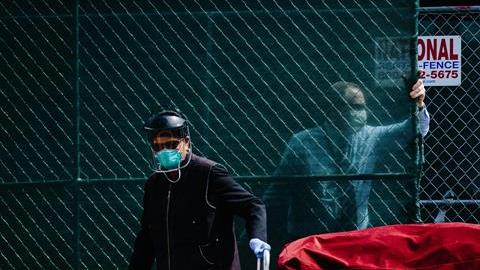 La cifra de muertos por coronavirus en todo el estado de NY fue de 671 el domingo.