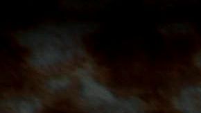 Un hombre observa la pantalla de un televisor en donde aparece el presidente de Nicaragua, Daniel Ortega.