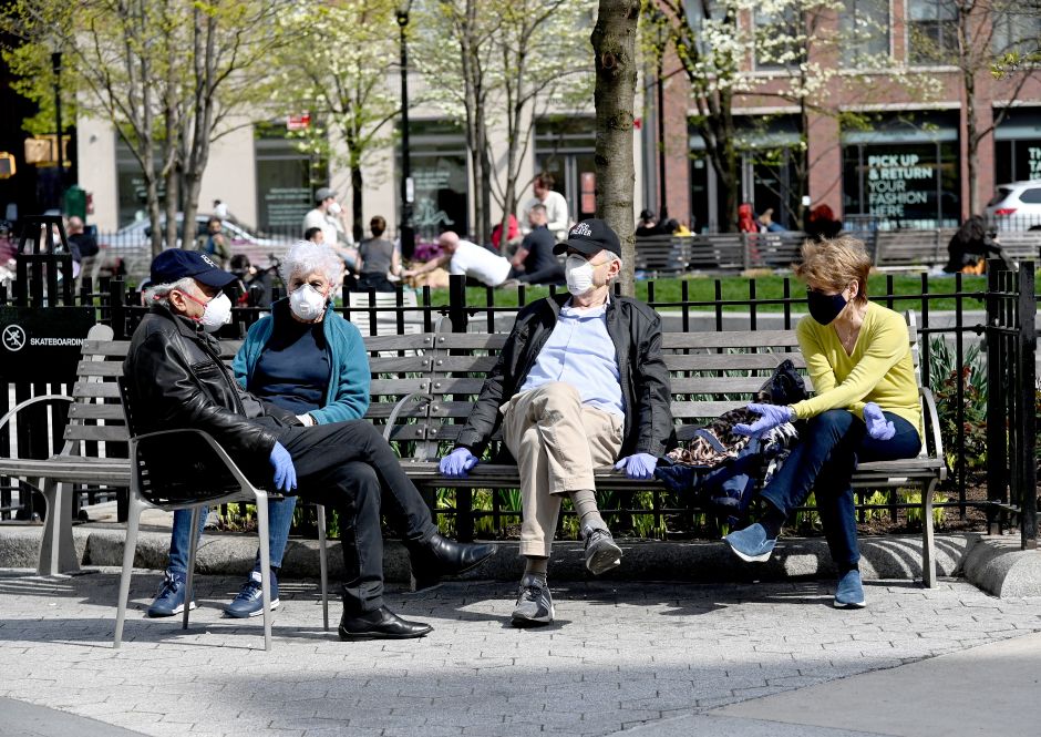 ¡Sin excusas! ¡Todos a usar máscaras contra el coronavirus! Las darán gratis en NYC