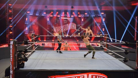 WrestleMania 36 fue un evento grabado y se llevó a cabo a puerta cerrada.