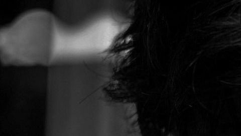 Cuando la comida se fue por el lado incorrecto, la tos se inicia como una medida para solucionar el problema.