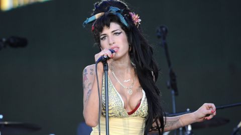 Amy Winehouse.