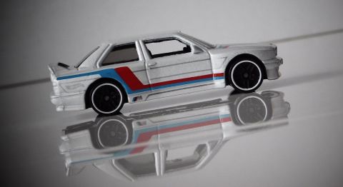 bmw-1262698_1920