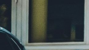 La firma del rombo pretende ayudar a salvar vidas  con una campaña que te invita a hacer todo lo que no deberías.