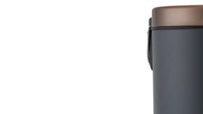 Cesto de basura Elama / Cortesía: homedepot.com