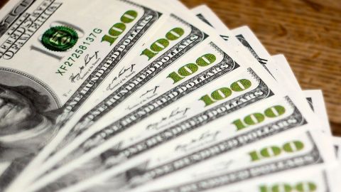 No te gastes este dinero equivocadamente.