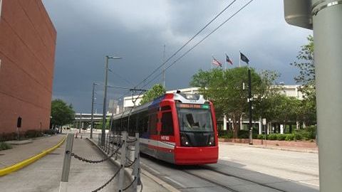 METRO toma precauciones.