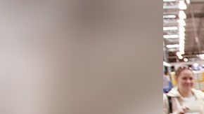 Muchos adultos beneficiarios del EITC sin hijos trabajan como cajeros, asistentes de salud en el hogar, trabajadores de cuidado infantil y otros roles cruciales para la sociedad.