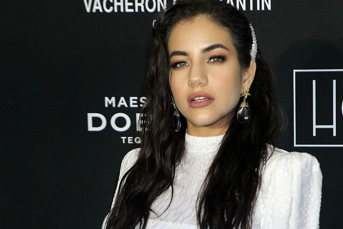 Ela Velden se muestra en el baño sin ropa interior y sensualísima | El Diario NY