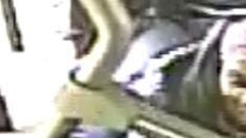 La adolescente sigue siendo buscada.