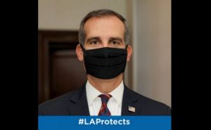 Alcalde de Los Ángeles propone fondo de desempleo para inmigrantes indocumentados