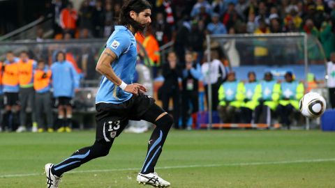 Sebastián Abreu estuvo muy cerca de trabajar con “El Pistolero” en el Nacional.