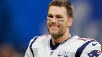 Tom Brady y los New England Patriots tienen su sexto trofeo de Super Bowl.
