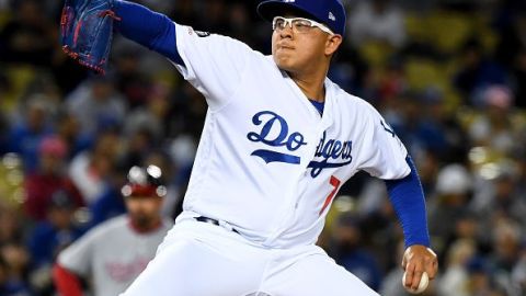 Julio Urías, pitcher mexicano de los Dodgers.