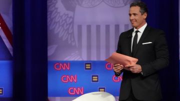 Chris Cuomo moderó el debate del Partido Demócrata en octubre 2019.