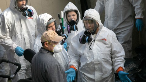 El pico de la pandemia en EEUU está proyectado para mediados de mes.