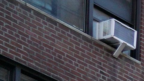 La avenida Madison desierta por la cuarentena por coronavirus en NY.