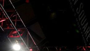 McGregor se convirtió en el primer campeón simultáneo de UFC al ganar el cetro ligero, cuando era monarca pluma.