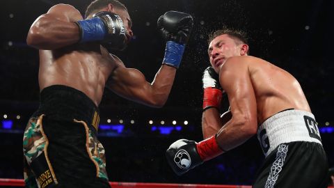 Jacobs conecta a Golovkin. El kazajo tuvo la más dura prueba en su carrera.