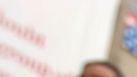 Todos los servicios de USCIS, incluidas las ceremonias de naturalización, ha sido modificados.