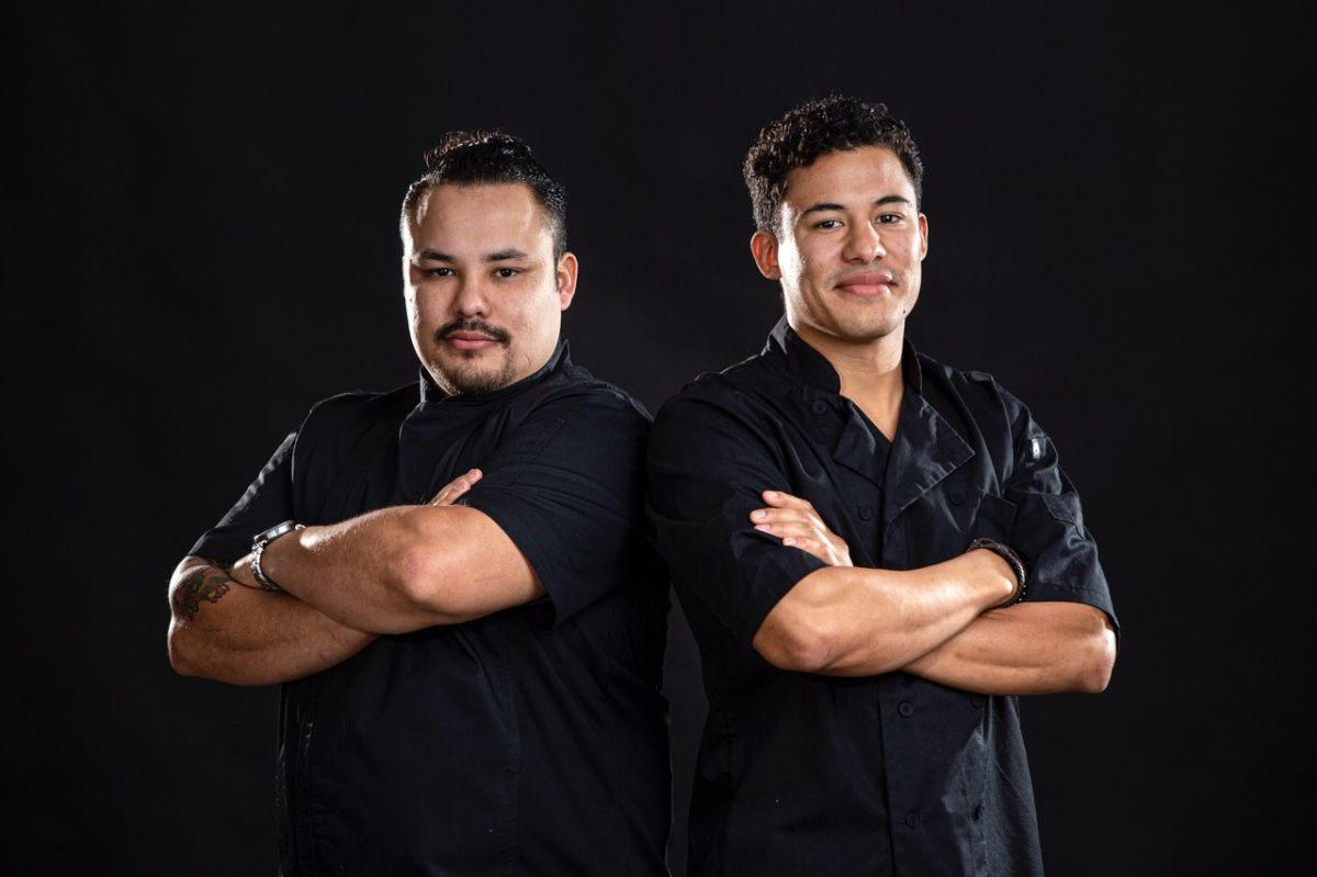 Los hermanos Larios, Rafael y Jonathan, están luchando por mantener el restaurante, Honduras´Kitchen, fundado por sus padres en los noventa./Cortesía (familia Larios)