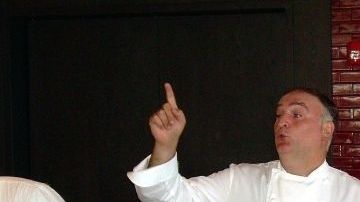 El chef español José Andrés se ha destacado en el mundo empresarial por su cadena de bares y restaurantes en Washington.