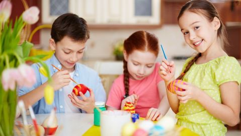 Despierta la creatividad de los pequeños con una divertida celebración en casa.