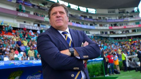 Miguel Herrera está buscando ser el técnico más ganador del América.
