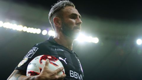 El futbolista quiere seguir los pasos de su excompañero Rodolfo Pizarro.