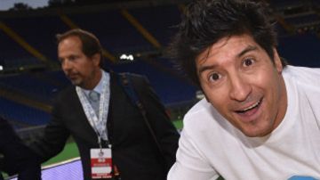 El futbolista chileno Iván Zamorano negó haber usado sociedades para eludir impuestos.