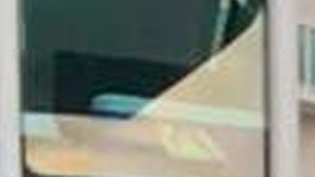 Ben Katz y Jamie Webner en el balcón de su apartamento de Miami.