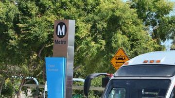 Una unidad de transporte público de LA Metro en servicio. Foto de archivo.